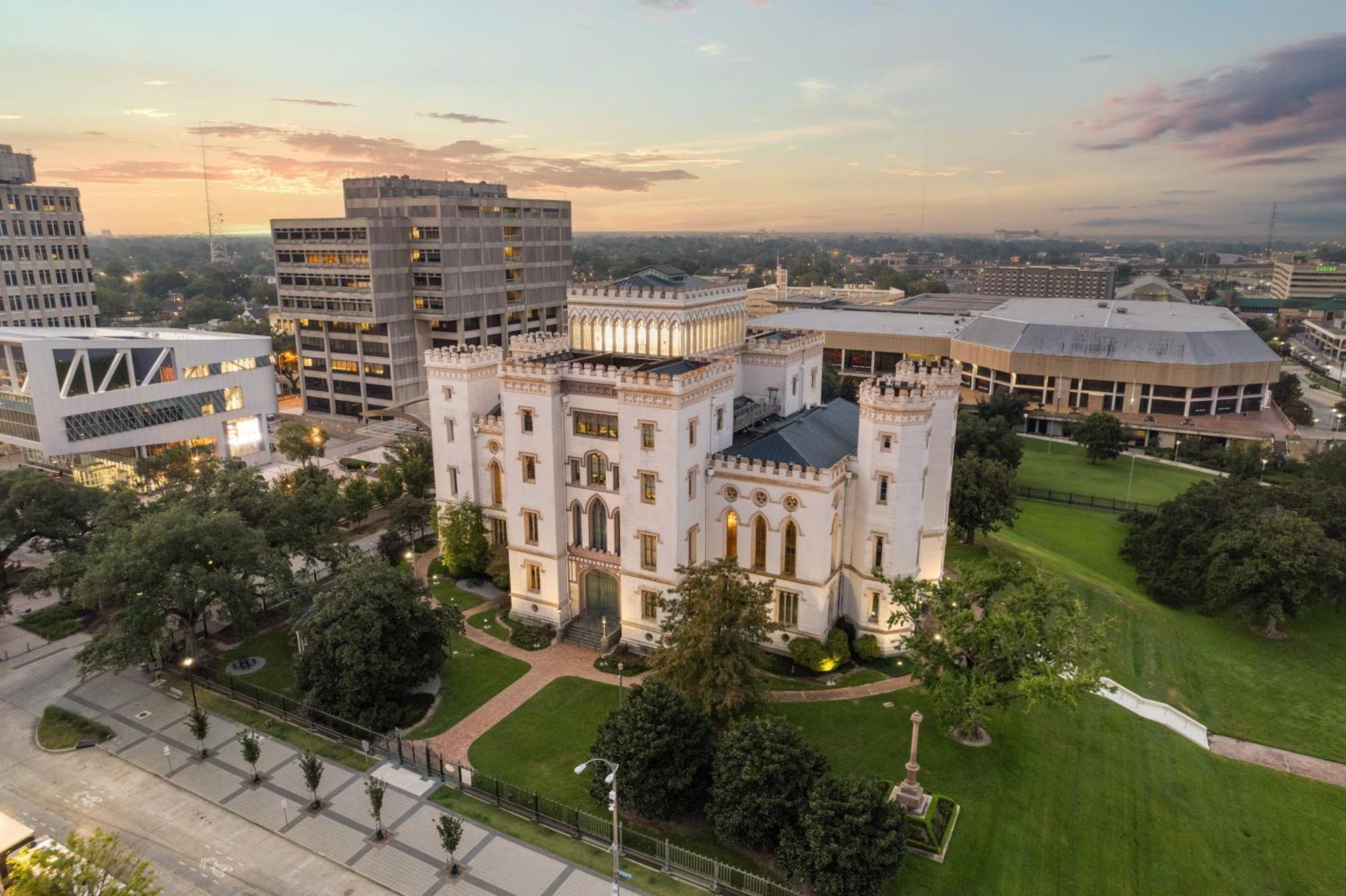 Hotel Indigo Baton Rouge Downtown By Ihg Exterior foto